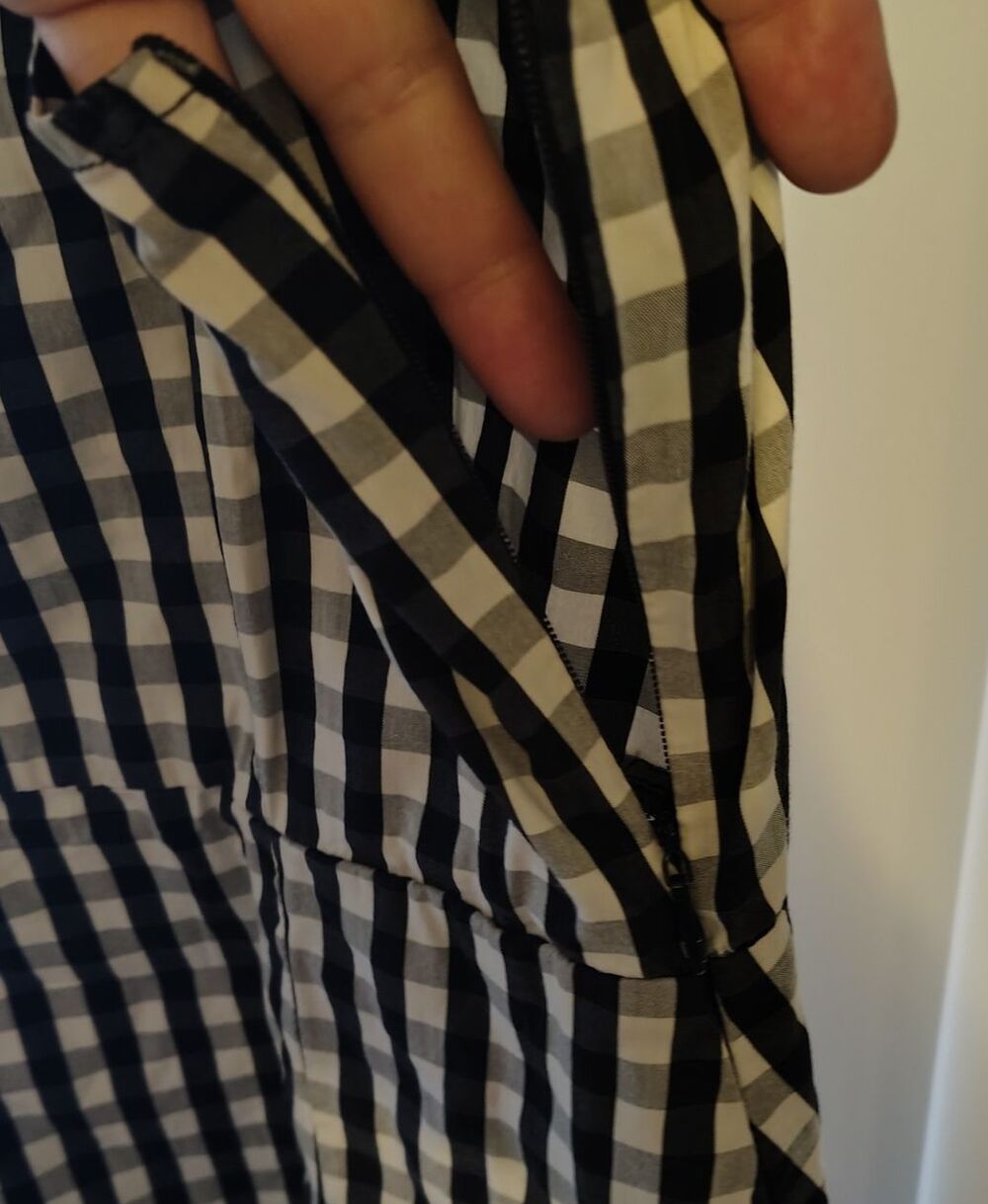 Ava Black White Gingham Sleeveless Dress Pockets Side zip 25 in Length - Picture 4 of 11